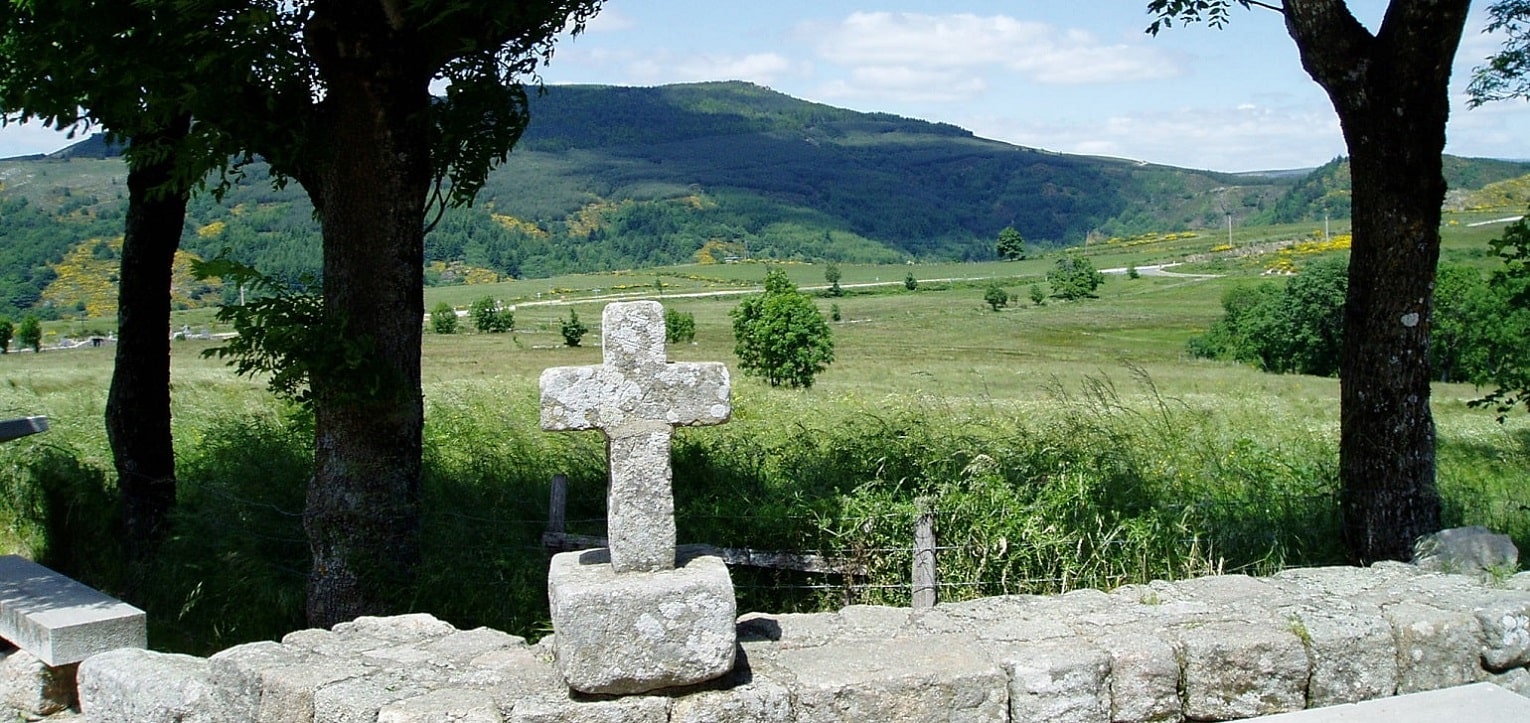 1 Les chevaliers Pariers de La Garde-Guérin en Lozère (Occitanie)